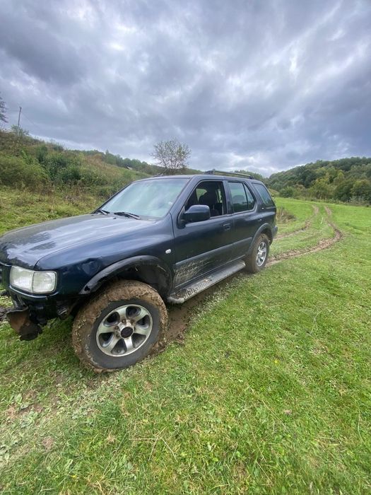 Vând Opel Frontera!