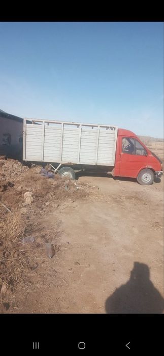 Форд бортовой сотилади