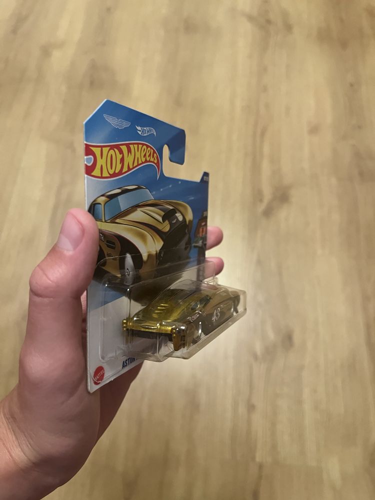 Hot wheels super treasure hunt