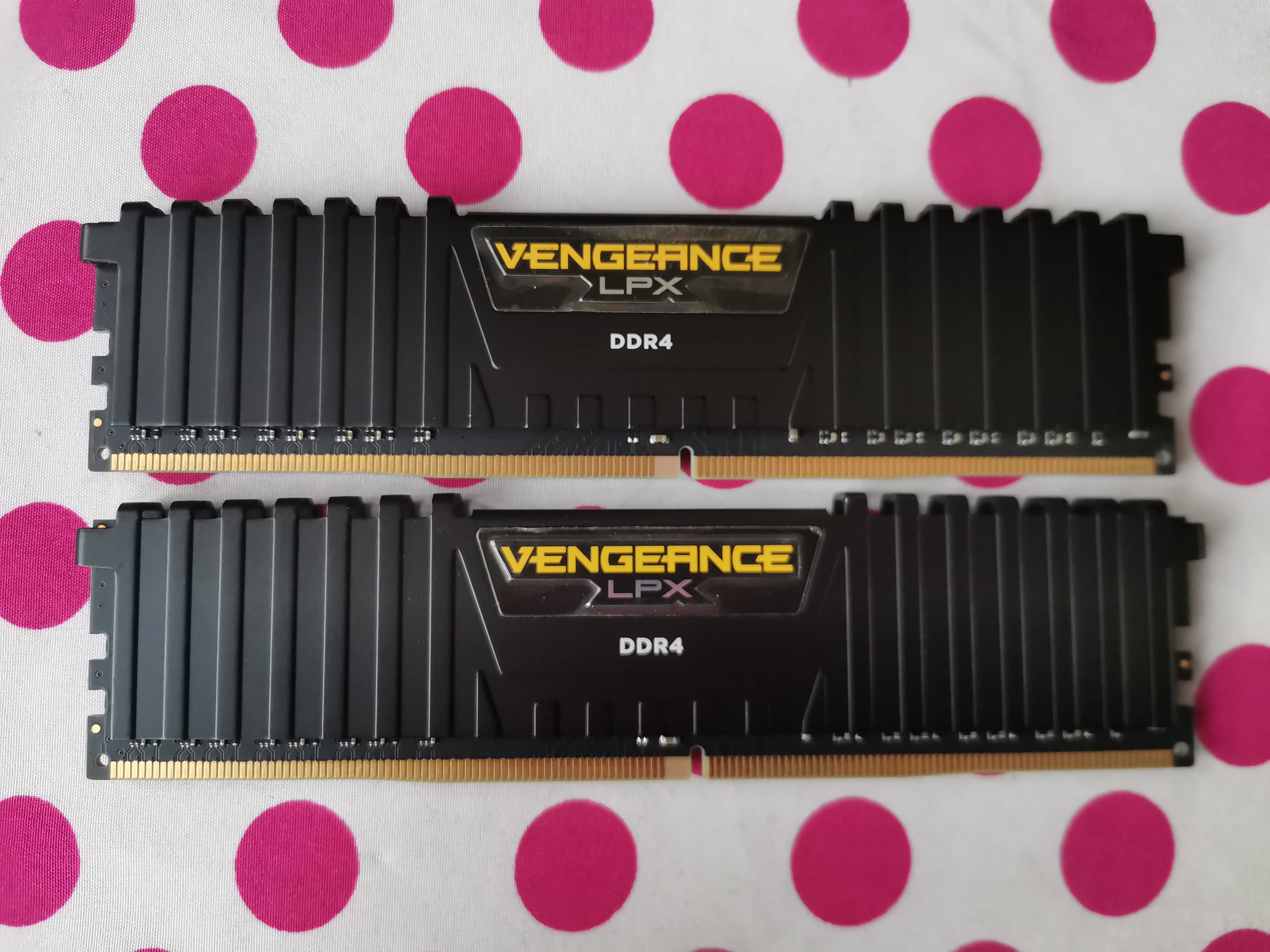 Memorie Corsair Vengeance LPX Black 16GB DDR4 3000MHz Desktop.