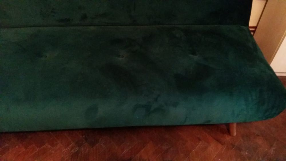 Canapea catifea verde extensibila superba