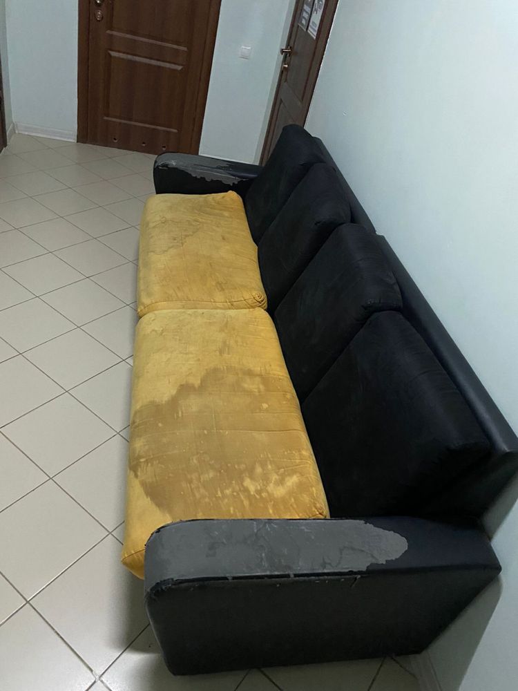 Отдам даром диваны