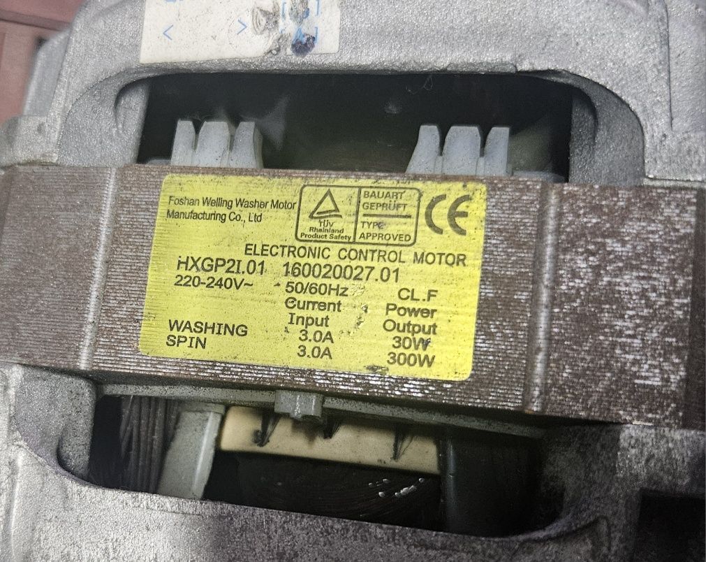 Двигатель от Indesit