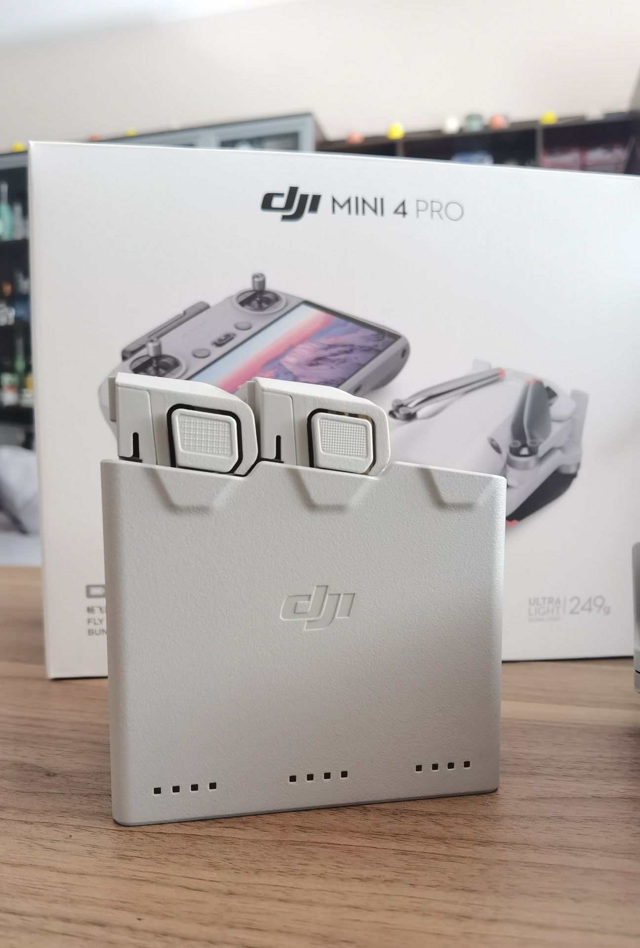 DJI Mini 4 Pro Fly more combo в гаранция + Care Refresh