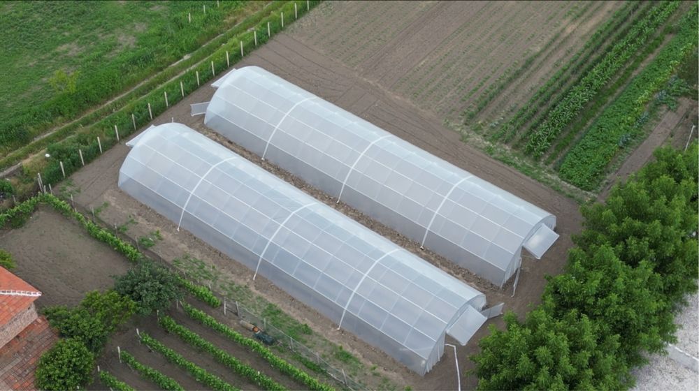 Два  броя оранжерии 9х30м