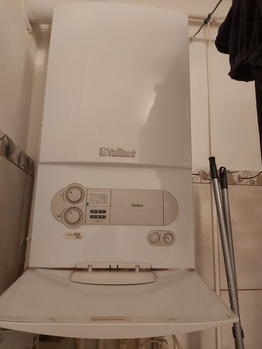 Vand centrala Vaillant placa electronica defecta pret 500 lei