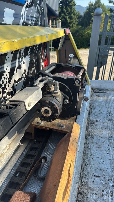 Iveco daily 35c15 Platou hidraulic pe cutie  3500 kg