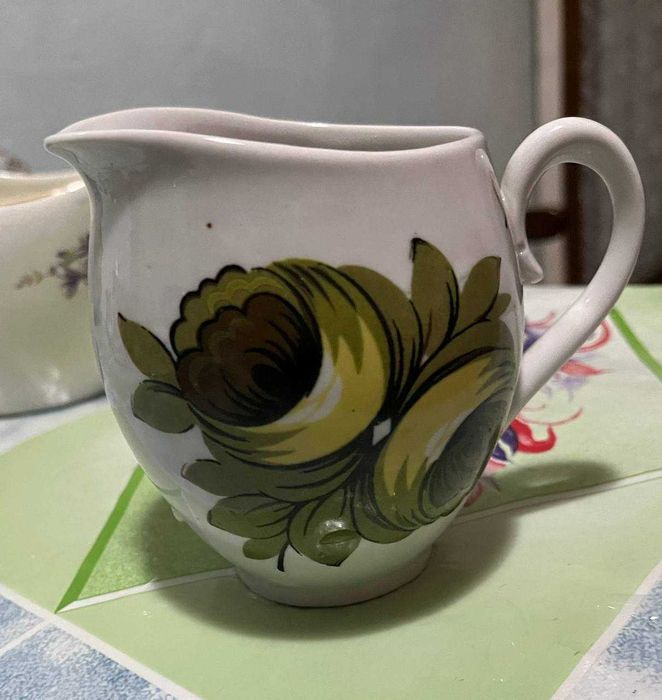 Продаются две соусницы молочницы СССР