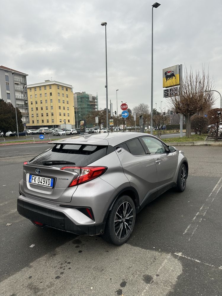 Toyota c hr 2017 1.8 vanzare inmatriculare italian