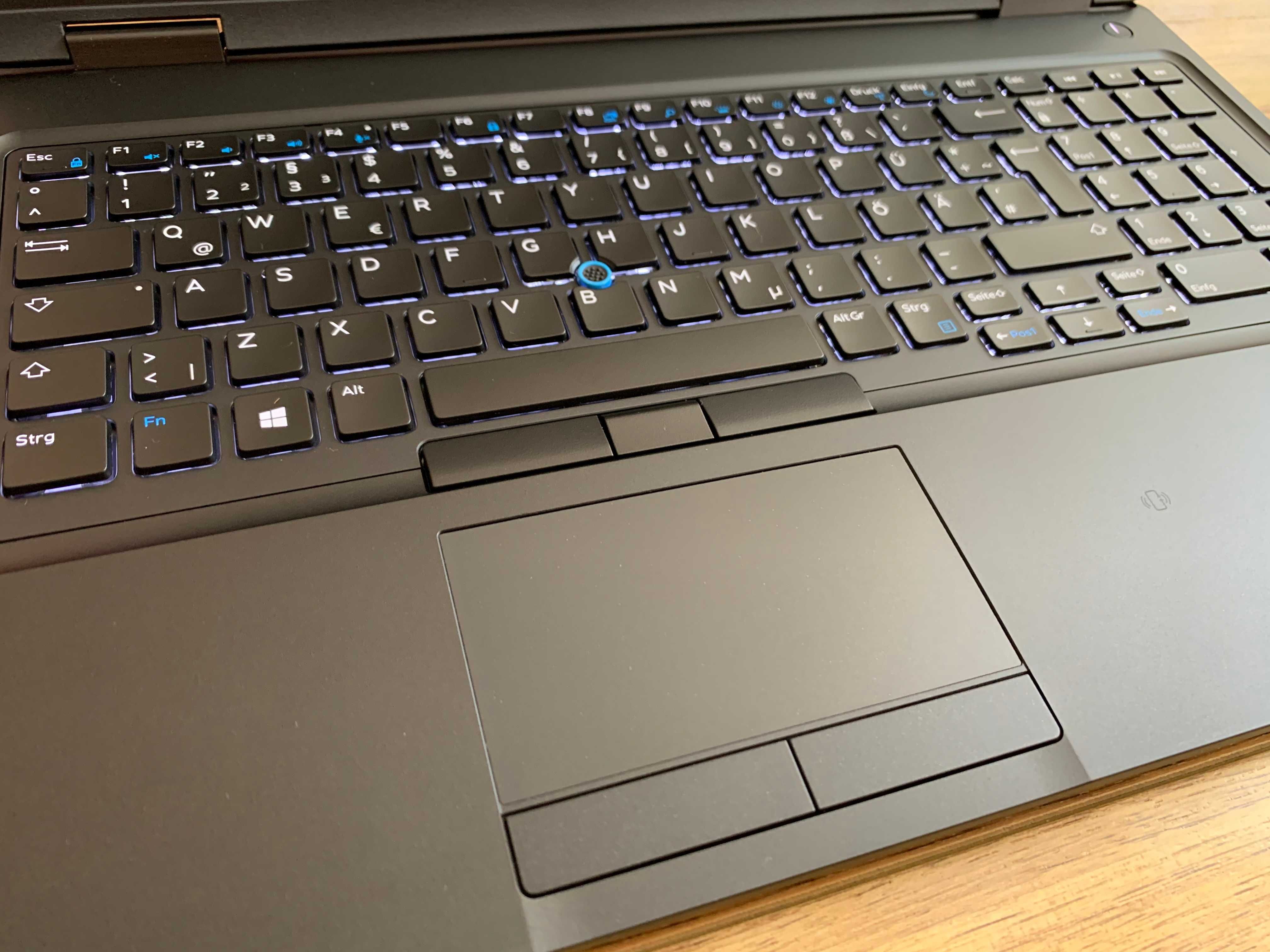15.6 Dell Latitude 5590`Core i5-8350U/16GB RAM/512GB SSD/FHD IPS/Бат 8