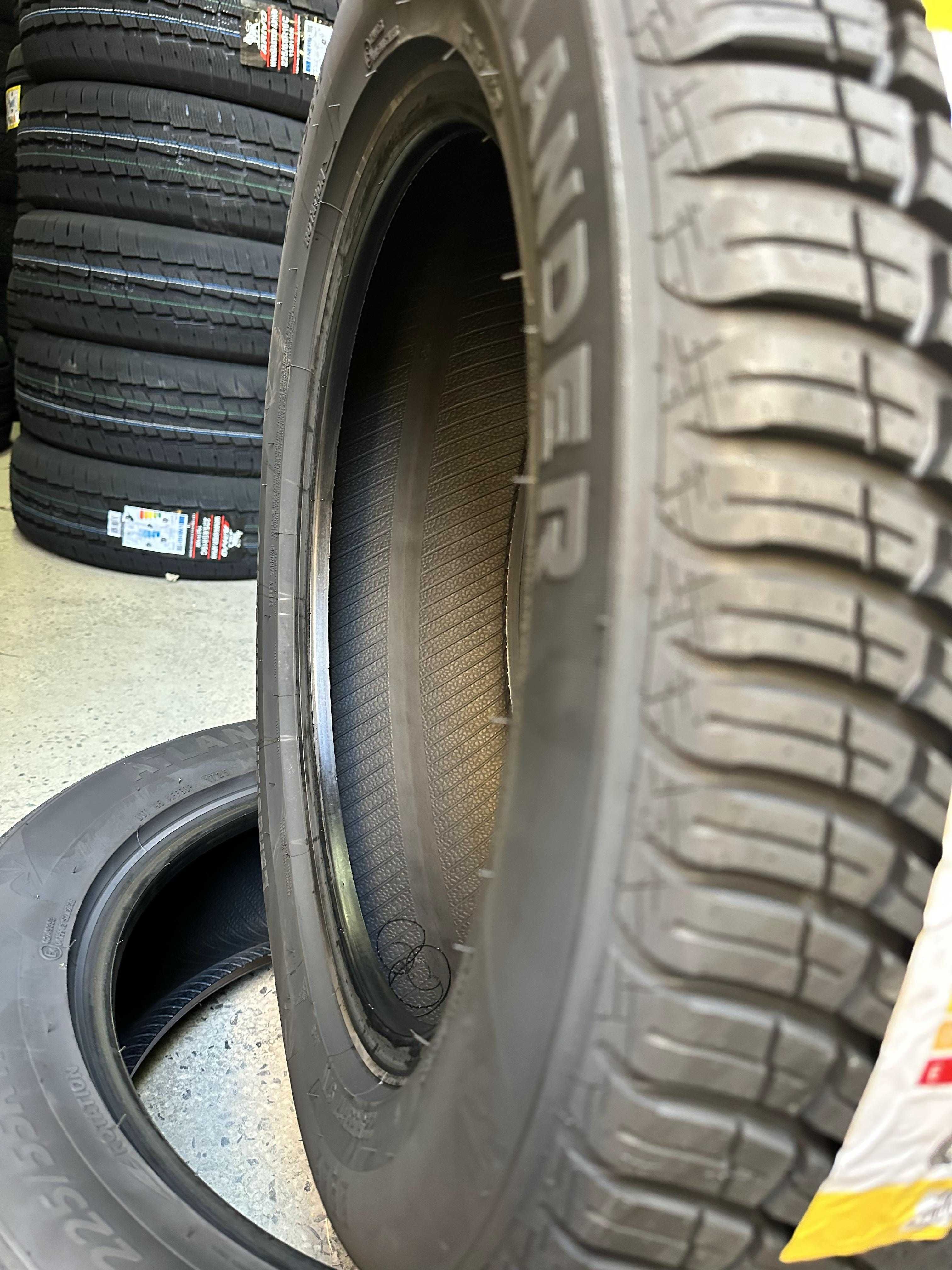Нови всесезонни гуми ATLANDER 225/55R17 97W НОВ DOT БОРД 2255517