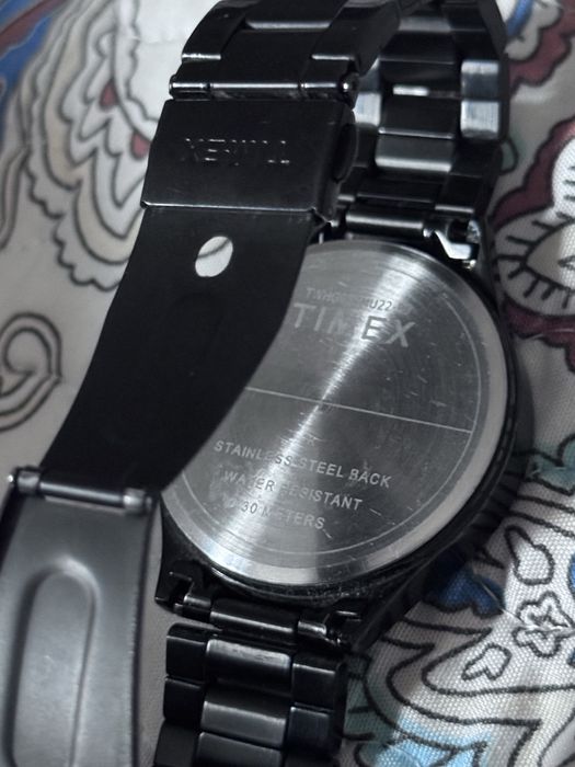 Часы timex не носил