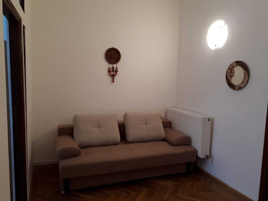 Apartamet 1 camera str. Lunga