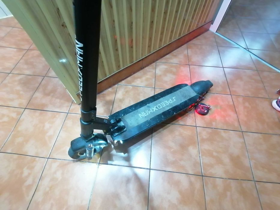 Dezmembrez Trotineta electrica SPEEDXMAN 8- 9 UP (2021) 48v/15Ah LG