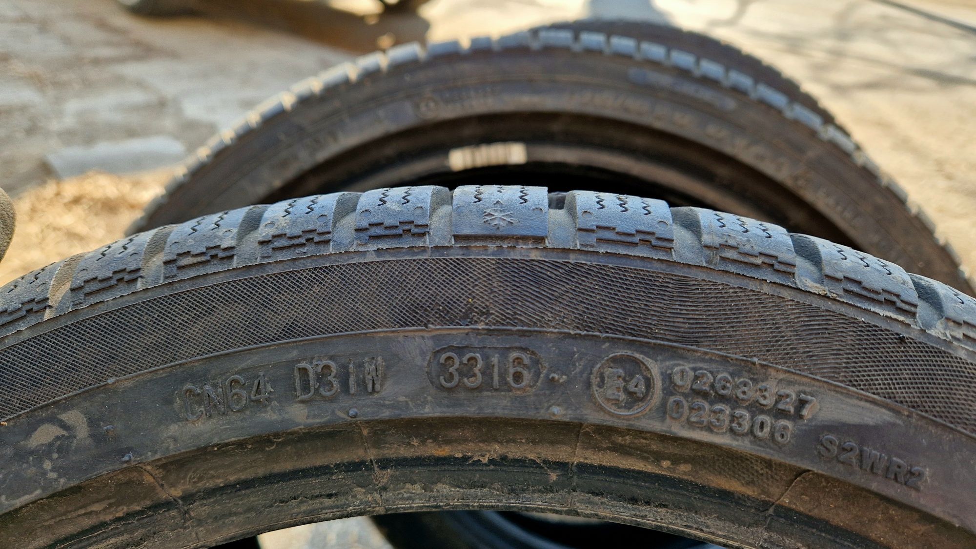 4бр 215/40/17 зимни гуми Dunlop 3D, Continental TS830
