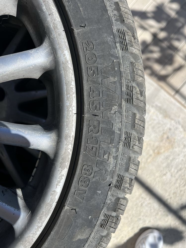 Зимни гуми Таурус 205/45/17 с джанти 17” 4х100