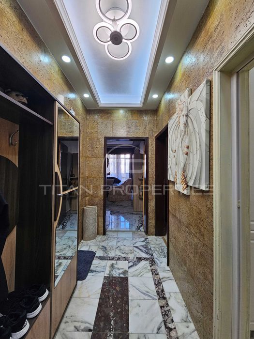Продава се Тристаен апартамент в Асеновград - 70 кв.м за 1572 €/кв.м - Снимка #8