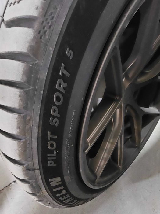 4бр Michelin pilot sport 5 255/40/18