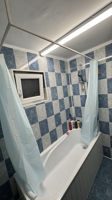 Apartament cu 3 camere