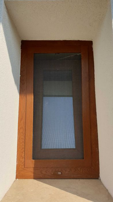 Plase anti-insecte fixe pentru Ferestre si Usi