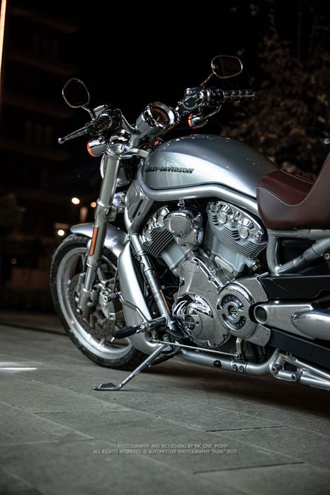 Harley Davidson V Rod Chrome
