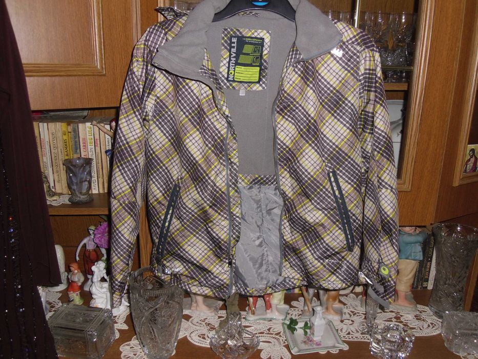 geaca groasa  cu gluga