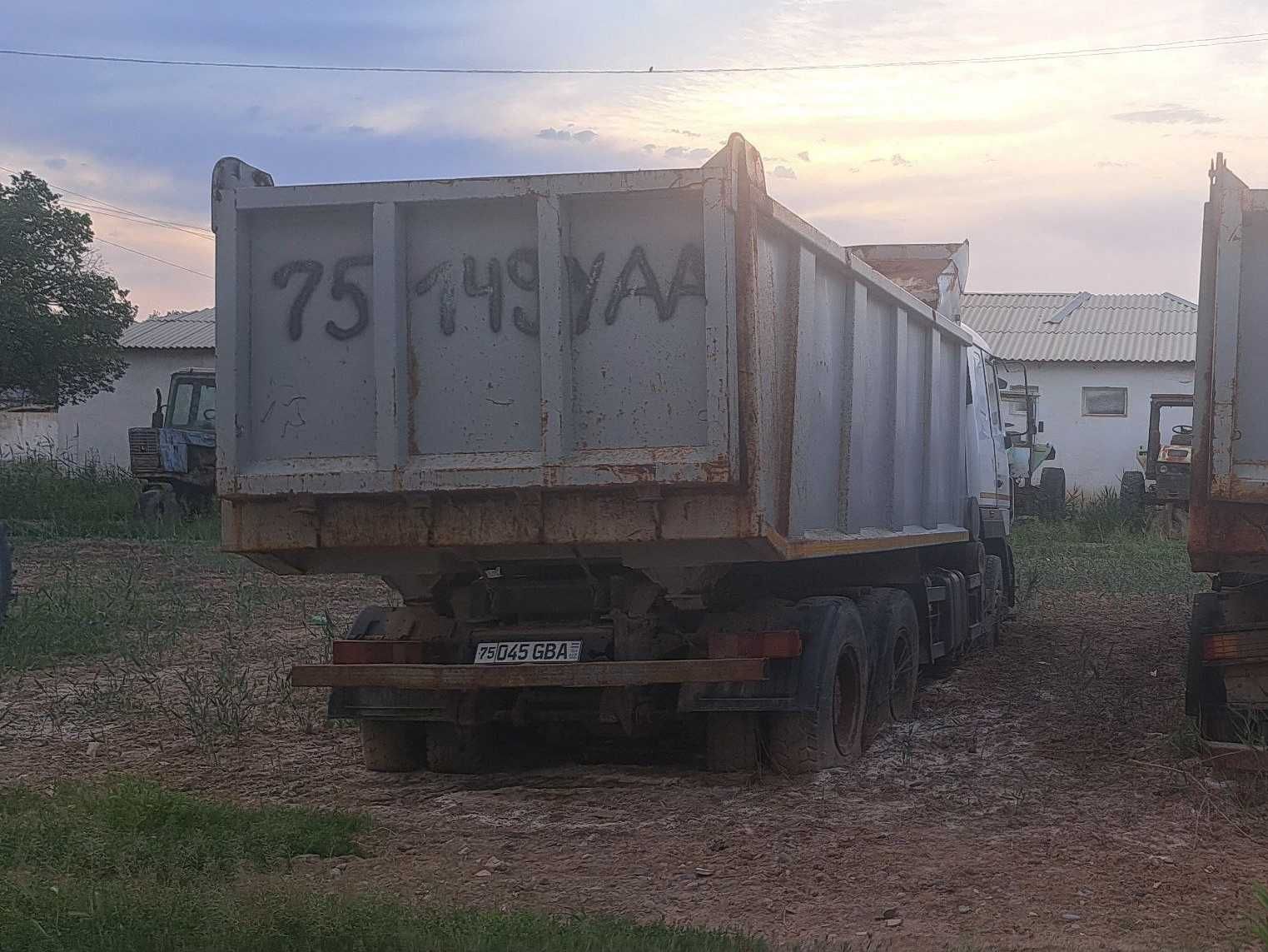 Qiziriq tumanida MAZ yuk o`zi ag`daruvchi sotiladi