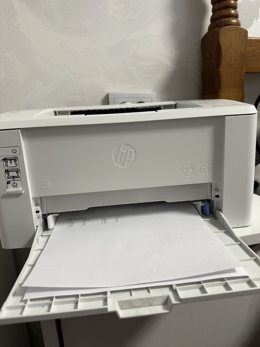 принтер HP LaserJet Pro MFP M102a