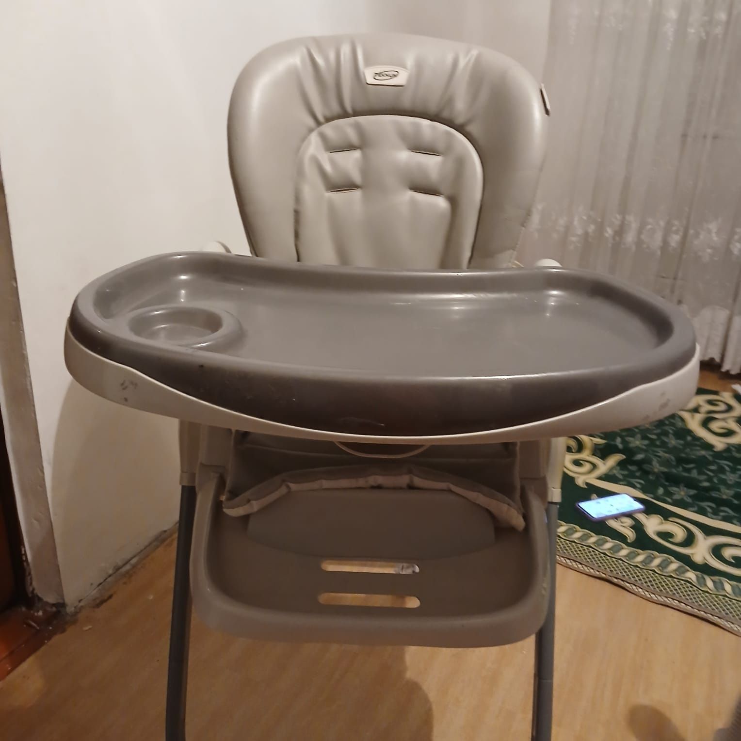 Детский  стол качественно очень