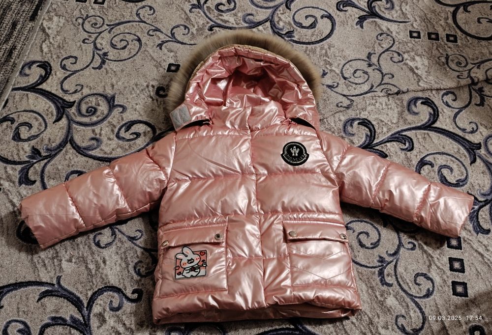 Продам детский костюм зимний