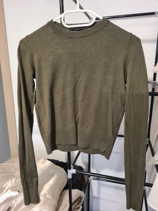 Pulovere scurte Bershka S