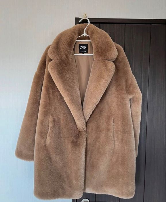 Haina de blana artificiala Zara noua