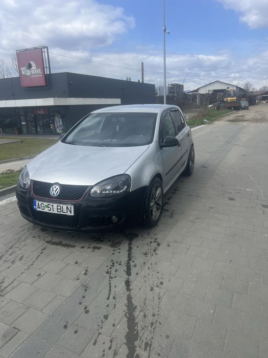 Vand sau schimb Golf 5