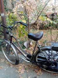 Vând bicicleta cu motor