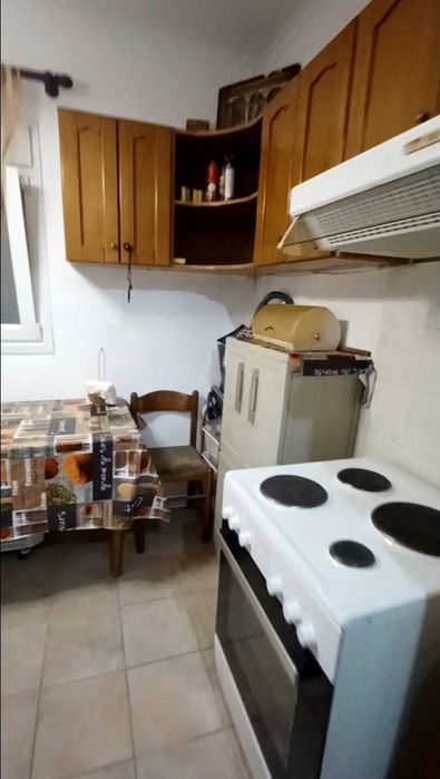 Продава къща 62 м2 с двор 229 м2 в кв. Ривиера, Аспровалта, Гърция