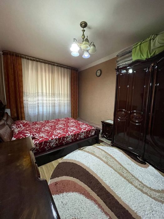 *4 хона. 2 этаж 5 этажка. 95 м². Алока. кафе Мехмон