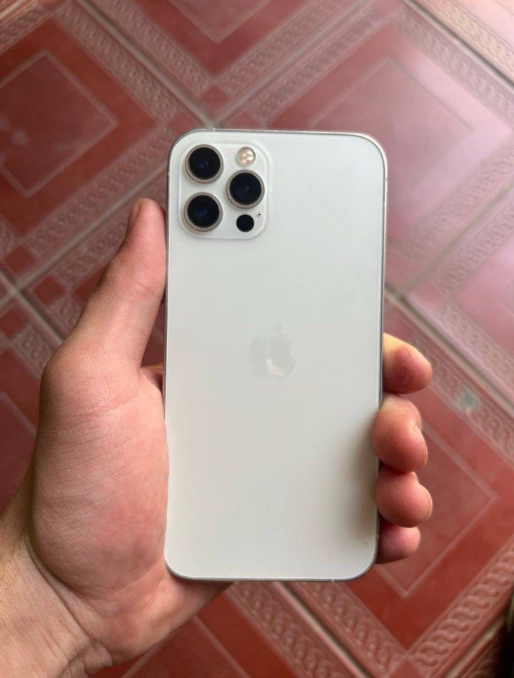 Iphone 12 pro sotiladi