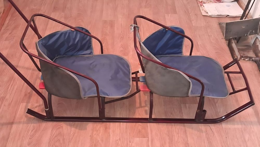 Санки для двоих.