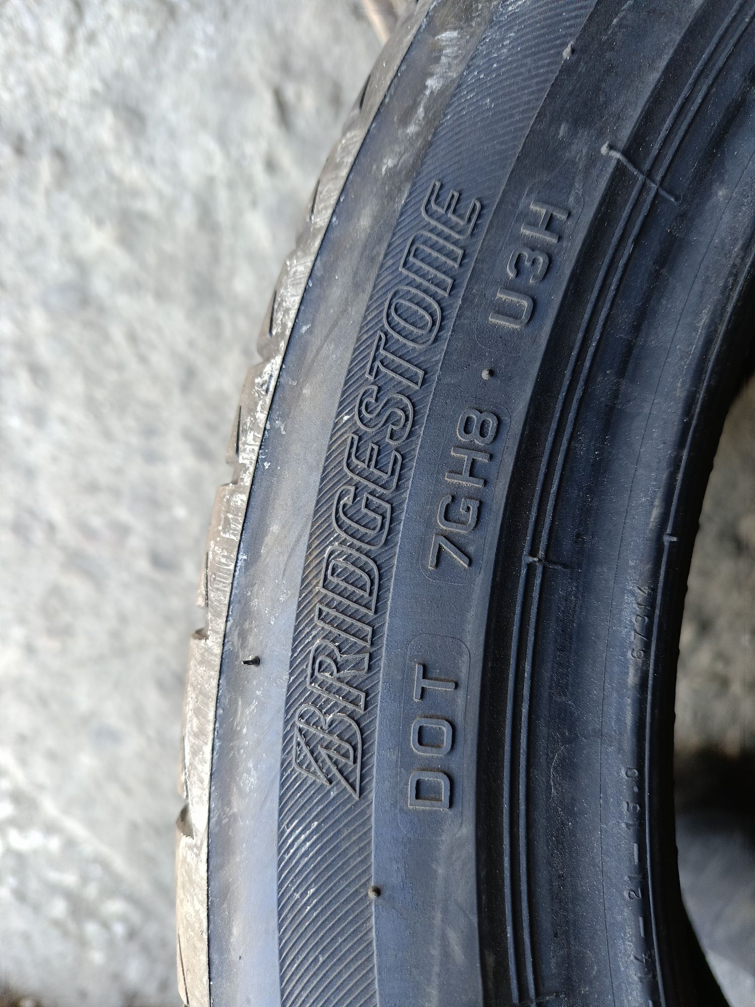 Летни гуми -17цола-225/45-1бр.-95лв."BRIDGESTONE"