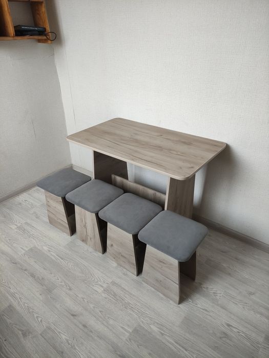 Столы кухонные с табуретками. Доставка по городу!!!