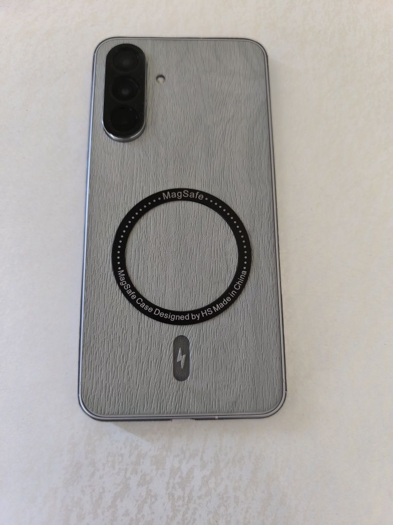 Samsung A 56  8 / 128