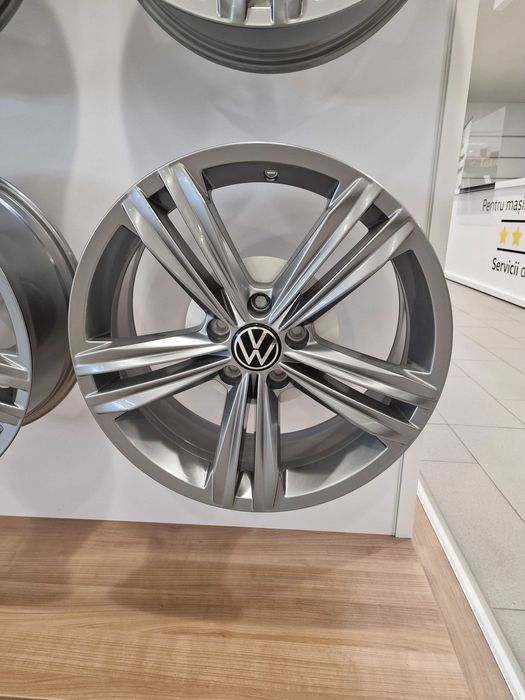 Janta Aliaj Sebring VOLKSWAGEN R18 7J ET43 5x112 5NA071498Z49