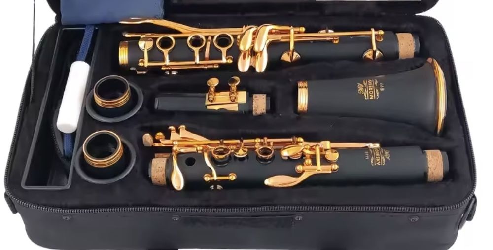 Moresky E111 , clarinet Sib ,  nou