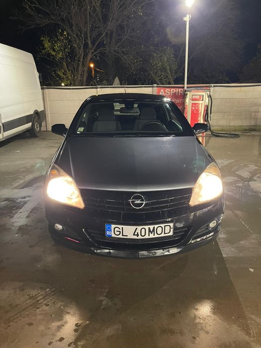 Se vinde opel astra h 1.7 mașină se prezintă  ff bună de făcut bani