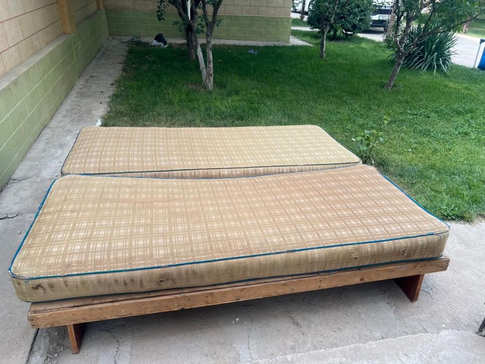 продается кровать