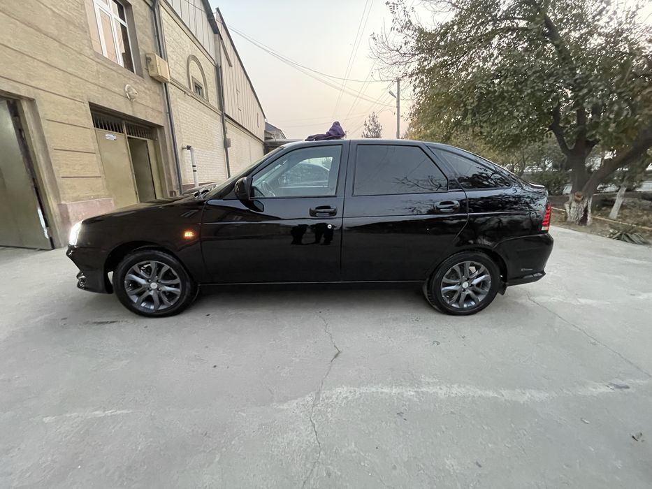 Lada priora 2012