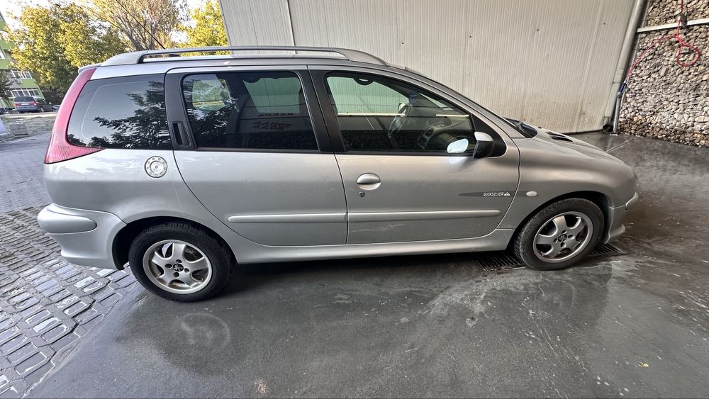 Пежо 206 2.0 HDi 90 ps , Sw 2004 година