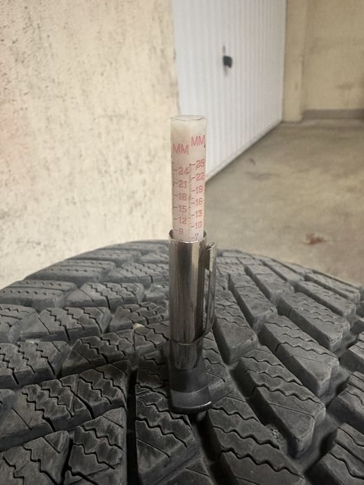 Зимни гуми BRIDGESTONE BLIZZAK 225/45 R17