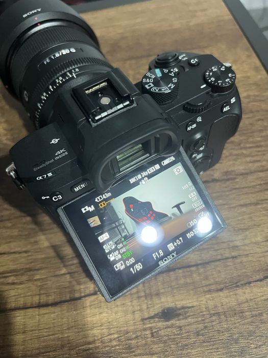 Sony a A7 iii ca Nou. 8784 de cadre in 3 ani.