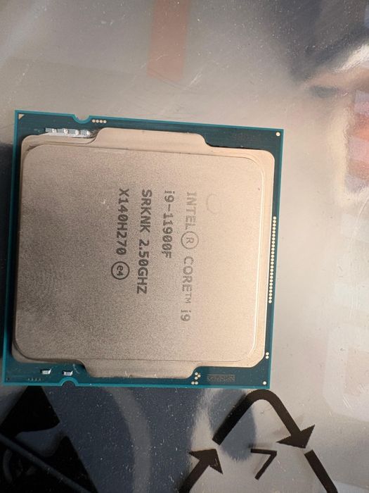 Placa de baza, memorie ram, cooler.